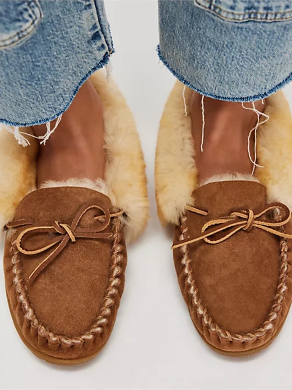 LL Bean Tan Genuine Suede Shearling Wicked Good Moccasin Slippers Comfy Warm 8